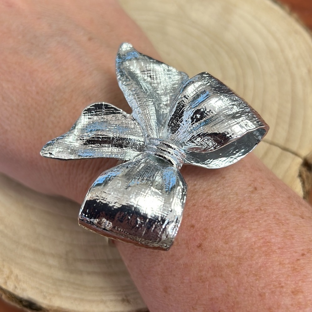 Super cute bow bracelet silver tone J8 - Picture 2 of 2